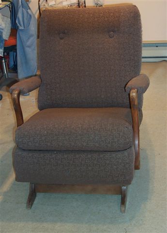 Glider rocker Before

